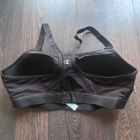 Champion Sports Bra - Picture 5 of 5